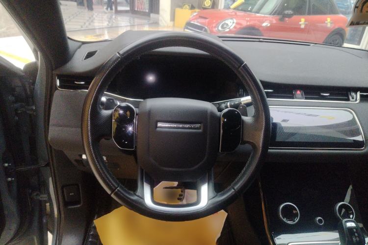 Used Land Rover Range Evoque 2020 249 PS R-DYNAMIC SE Sport Technology Edition Steering Wheel