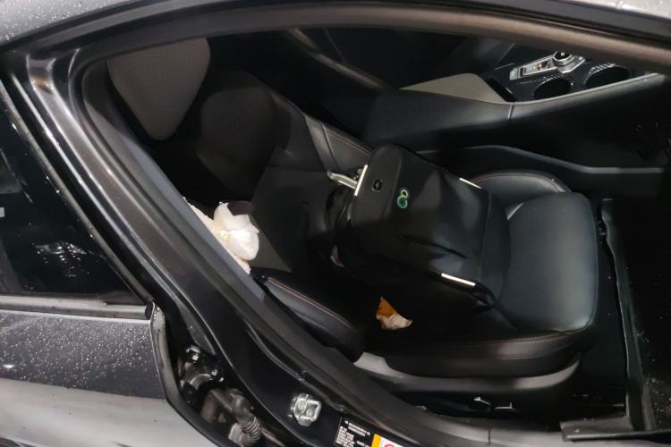 Used CHANGAN UNI-V 2022 1.5T Smart Navigation Version Right Front Seat