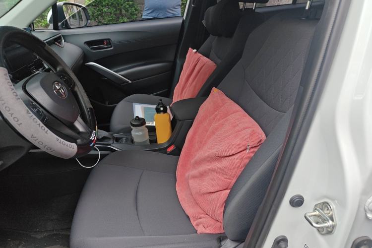 Used Toyota Corolla Cross 2024 2.0L Smart Electric Hybrid Dual-Engine Elite Edition Left Front Seat