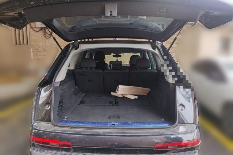 Used Audi Q7 2022 45 TFSI quattro S line Sport Edition Trunk