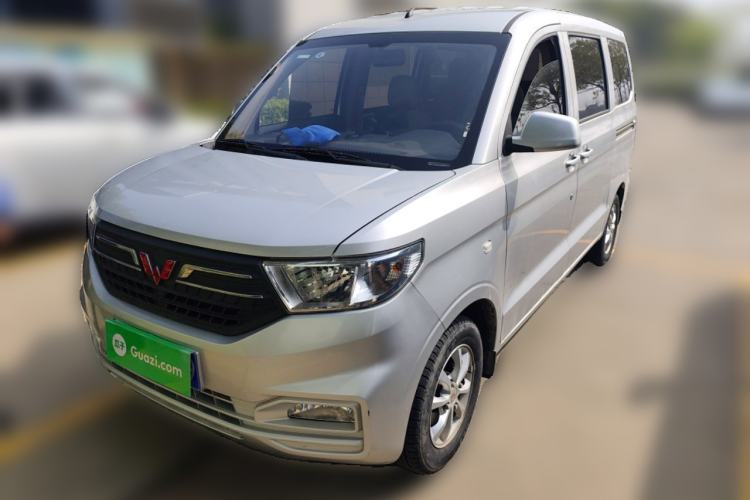 Used Wuling Hongguang V 2022 1.5L Jingqu Version Hydraulic Power Steering LAR