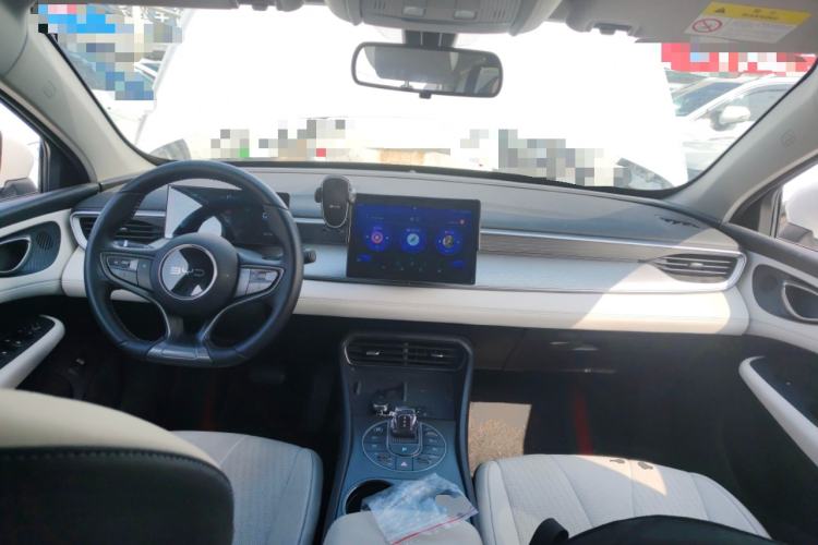 Used BYD Seal 05 DM-i 2025 DM-i Smart Drive 55KM Luxury Model Center Console