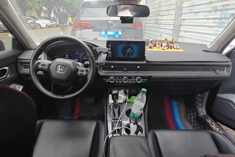 Used Honda Civic 2022 240TURBO CVT Dynamic Edition Center Console
