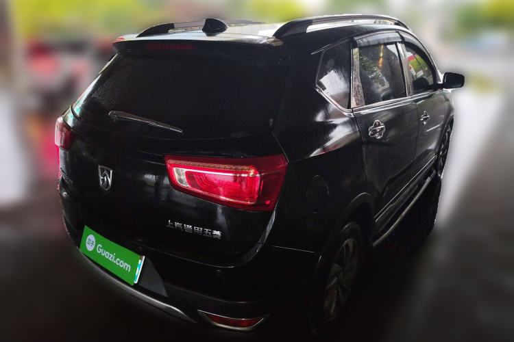 Used Baojun 560 2017 Rhythmic Edition 1.5T Manual Enjoyment Model Rear Right 45 Deg