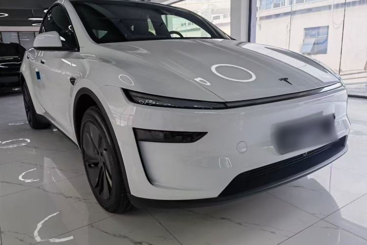 Used Tesla Model Y 2026 Rear-Drive Model Exterior 5