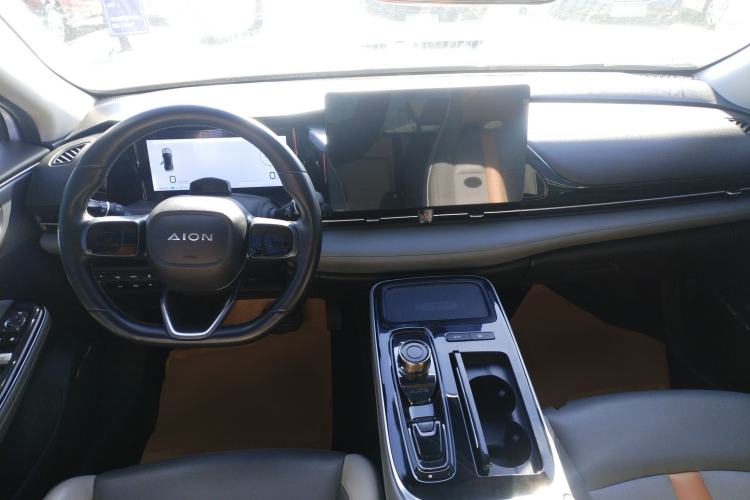 Used AION S Plus 2022 80 Tech Edition
