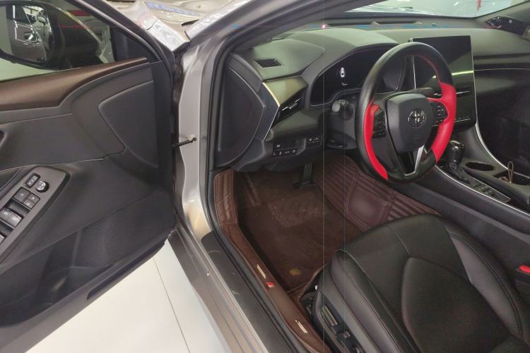 Used Toyota Avalon 2023 2.5L Luxury Edition Driver Seat