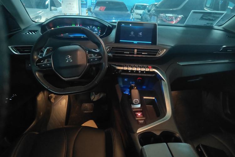 Used Peugeot 4008 2019 360THP First Edition Center Console