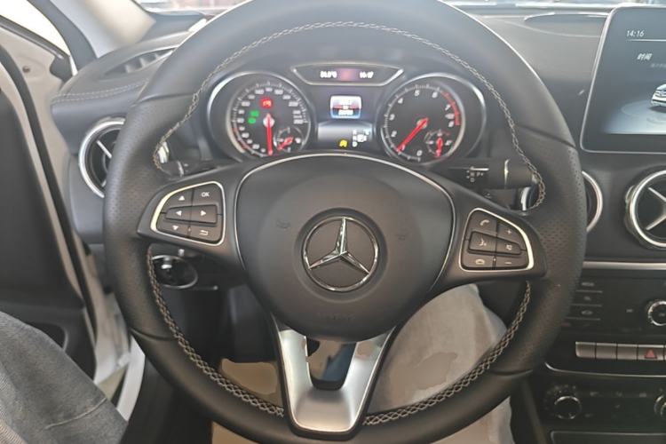 Used Mercedes-Benz GLA 2018 GLA 200 Fashion Model