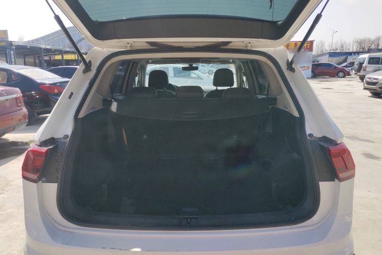 Used Volkswagen Tiguan L 2018 Facelift 330TSI Automatic Two-Wheel Drive Luxury Edition
