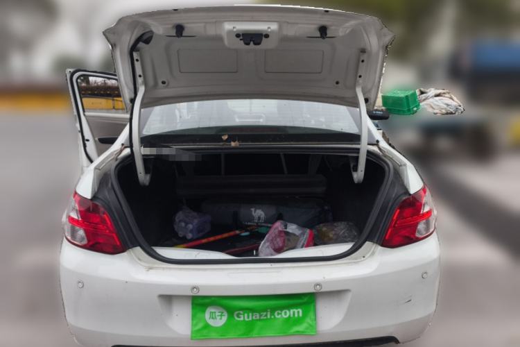 Used Peugeot 301 2014 1.6L Manual Comfort Edition Trunk