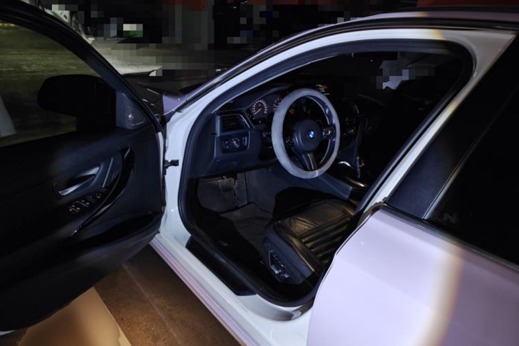 Used BMW 3 Series 2017 320Li Fashion Model
