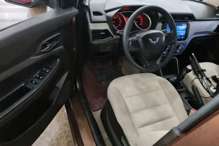 Used Wuling Hongguang 2018 1.5L S Standard Version L2B
