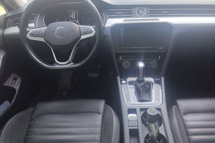 Used Volkswagen Magotan 2020 280TSI DSG Comfort Edition Interior 2