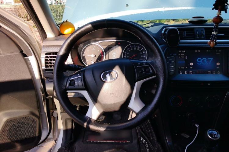 Used Great Wall Wingle 5 2017 2.0T European-Style Diesel Two-Wheel-Drive Elite Version with Large Double Cab – GW4D20B