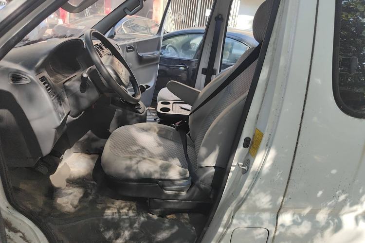 Used Jinbei Express 2017 2.0L Standard Version V19
