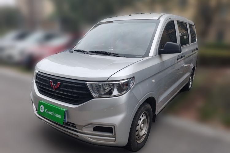 Used Wuling Hongguang V 2022 1.5L Jingqu Version Hydraulic Power Steering LAR