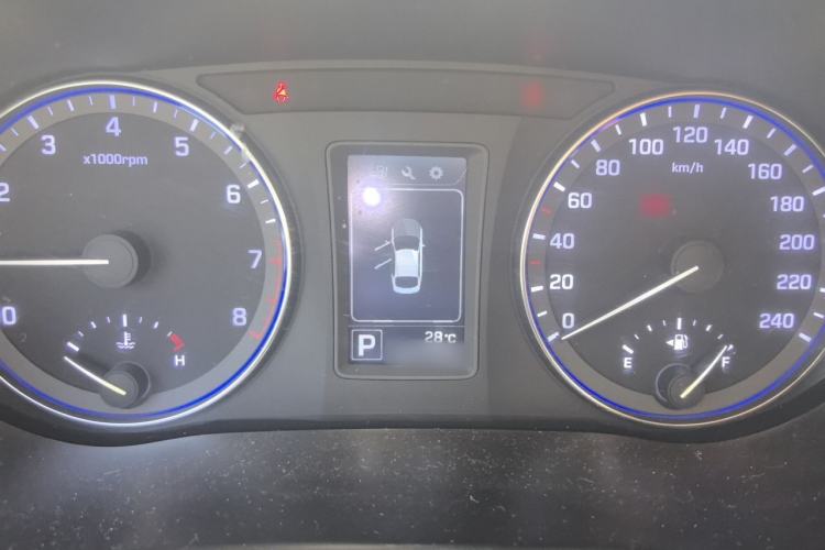 Used Hyundai Mistra 2014 1.8L Automatic Smart GLS
