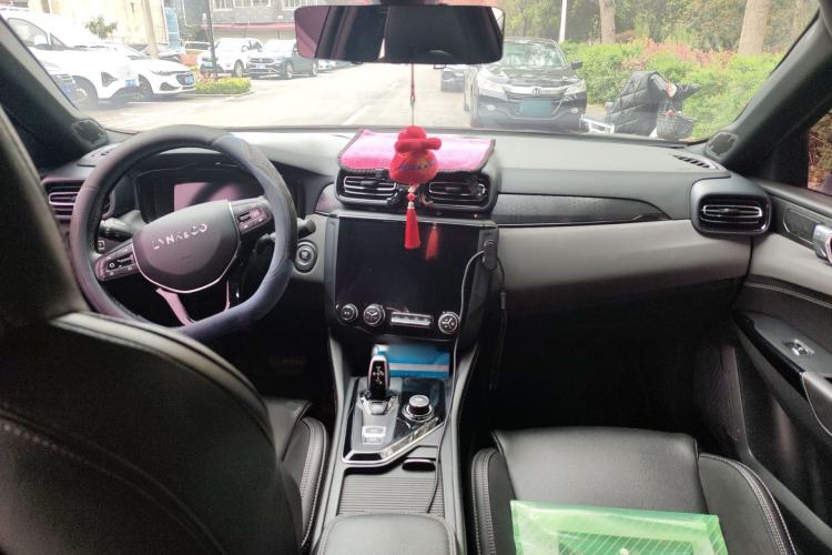 Used Lynk & Co 03 2021 1.5TD DCT JingPlus Center Console