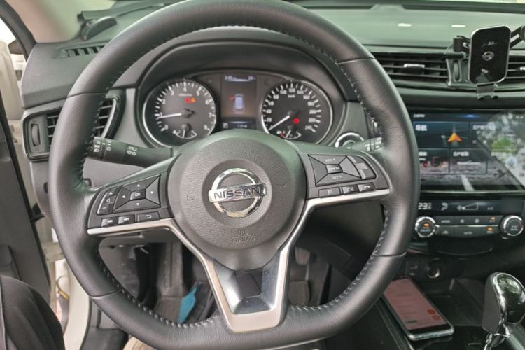 Used Nissan X-Trail 2020 2.0L XL ITS CVT 2WD SmartConnect Comfort Edition Steering Wheel