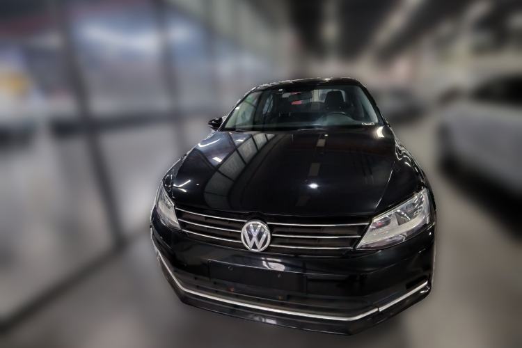 Used Volkswagen Sagitar 2015 230TSI Automatic Comfort Version Front