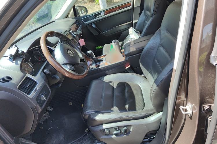 Used Volkswagen Touareg 2011 3.0 TSI Comfort Version