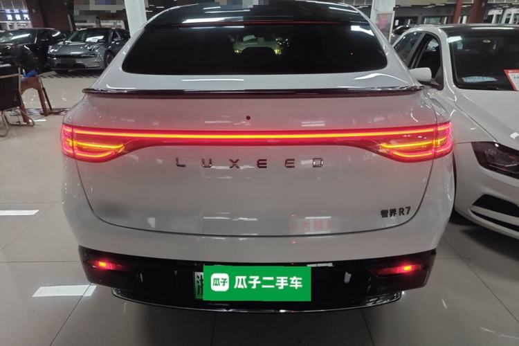 Used Hima Luxeed R7 2024 All-Electric 736 km Ultra
