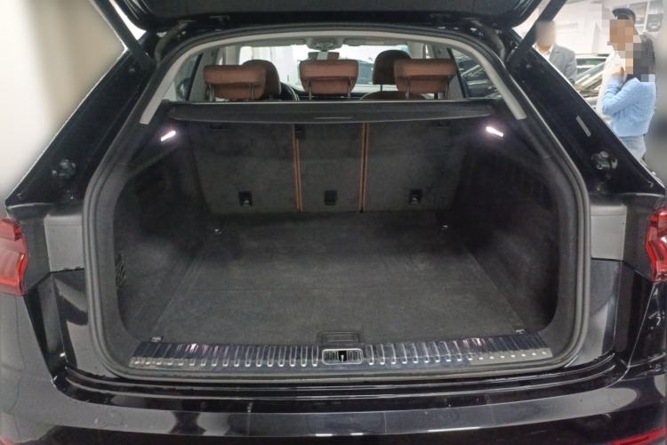 Used Audi Q8 2019 55 TFSI Luxury Dynamic Model Trunk