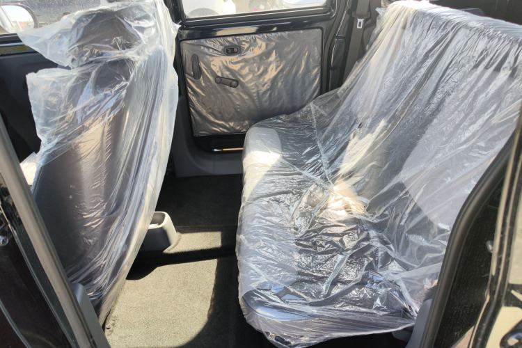 Used Wuling Zhiguang New Energy 2025 Model 305km Ambitious Edition Left Rear Seat