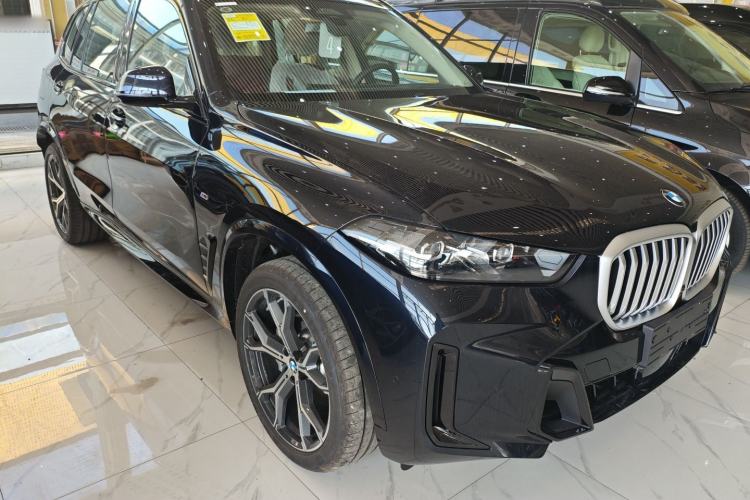 Used BMW X5 2025 Model, xDrive 30Li Prestige M Sport Night Package
