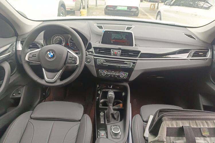 Used BMW X1 New Energy 2018 xDrive25Le Luxury Model Center Console