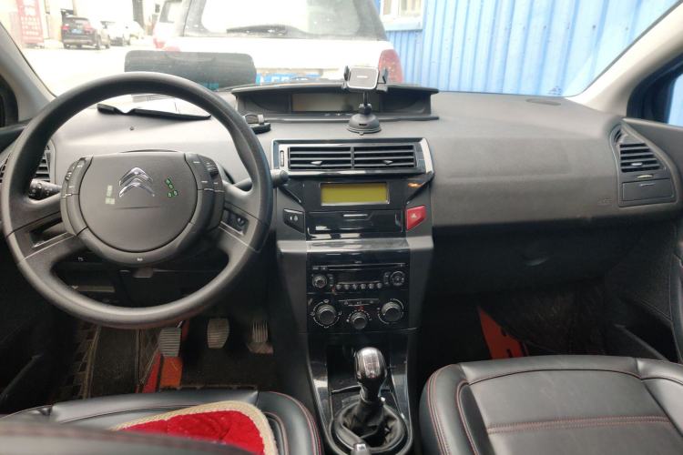 Used Citroen C-Quatre 2014 VTS Version 1.6L Manual - Premium Model Center Console