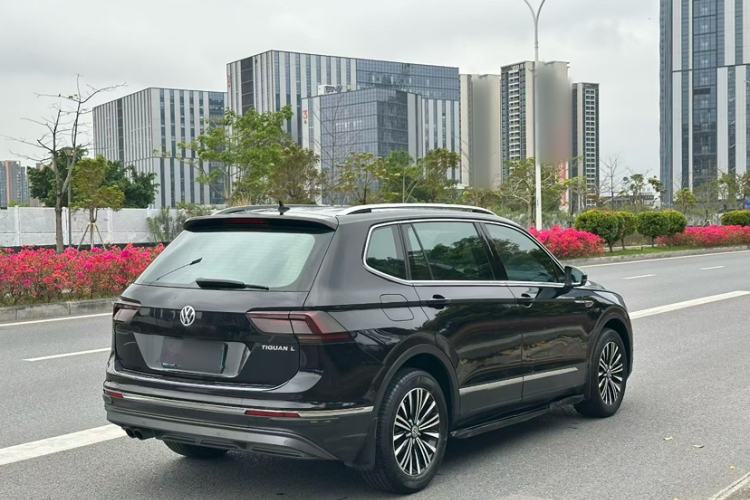 Used Volkswagen Tiguan L 2017 330TSI Automatic Two-Wheel Drive Flagship Edition Exterior 5