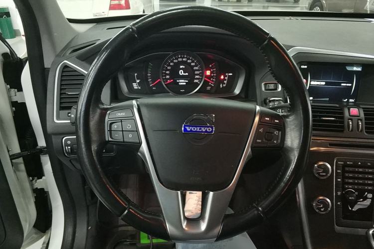 Used Volvo XC60 2014 T5 Zhiyi Edition
