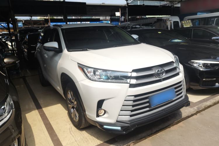 Used Toyota Highlander 2021 2.0T Four-Wheel Drive Elite Edition 7-Seater Front Right 45 Deg