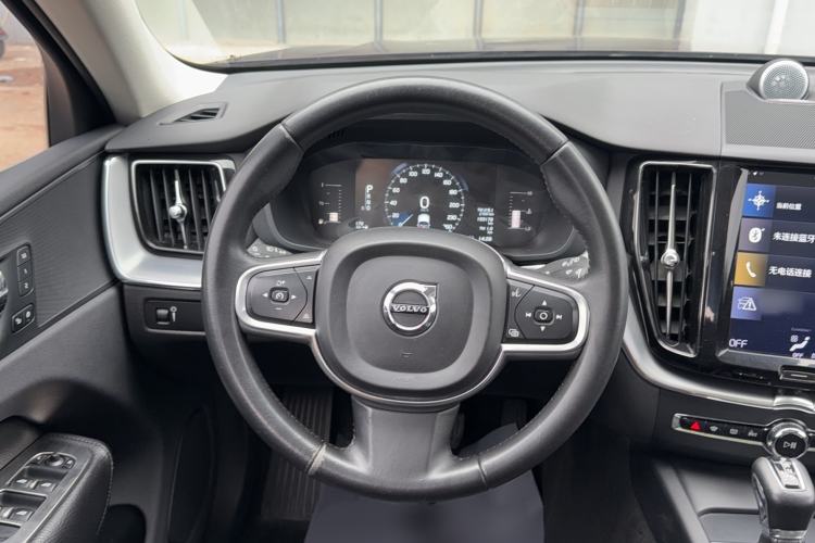 Used Volvo XC60 2018 T5 4x4 Zhiyi Edition Steering Wheel