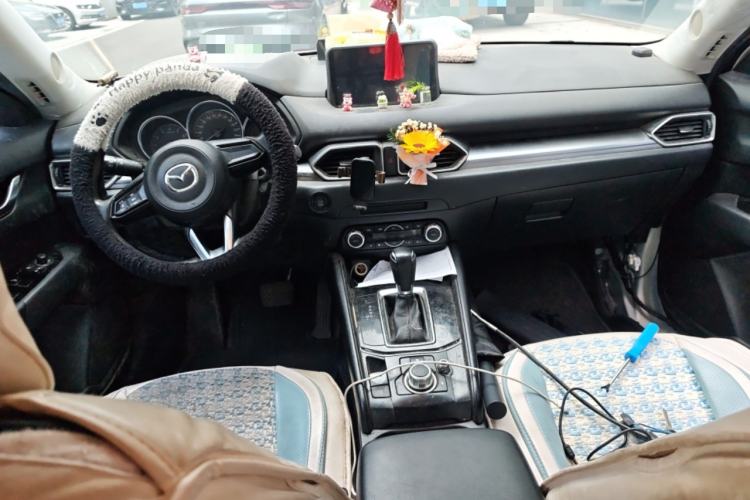 Used Mazda CX-5 2017 2.0L Automatic 2WD Comfort Version China V Standard Center Console