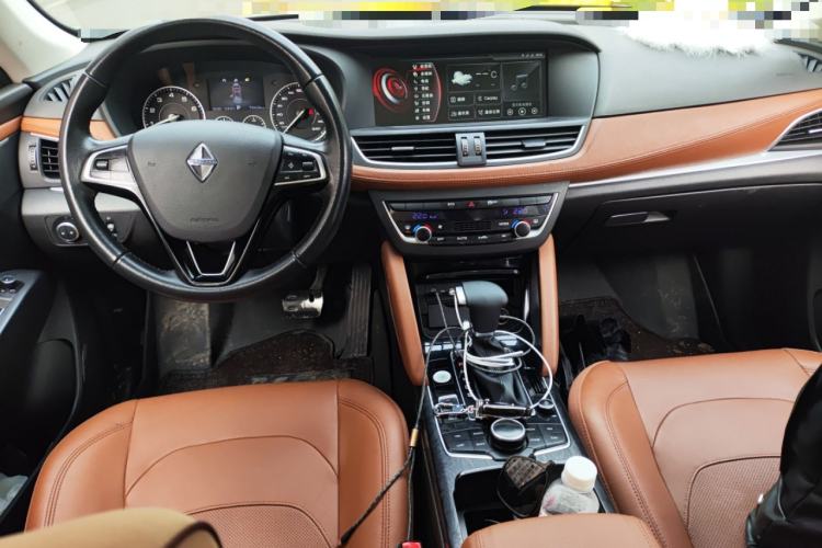 Used BORGWARD BX7 2016 28T 2WD Elite Edition 5-seater Center Console