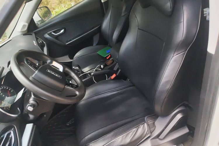 Used JETOUR X70M 2020 Revised 1.5T Manual Partner Version 6-Seater
