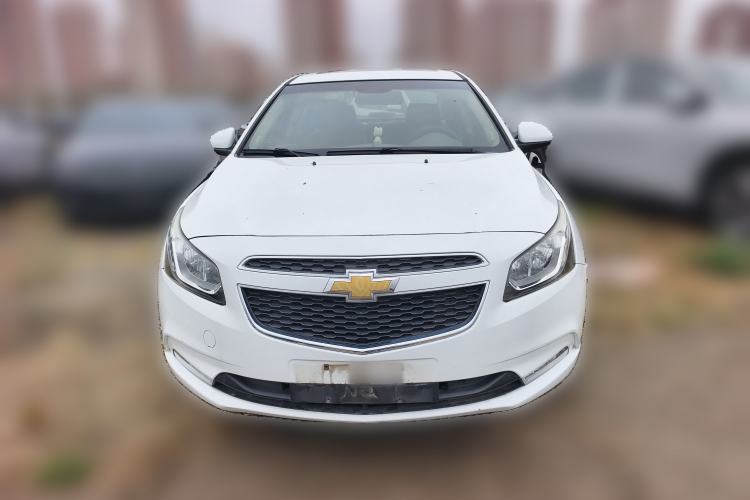 Used Chevrolet Cruze 2015 1.5L Classic SE MT Front