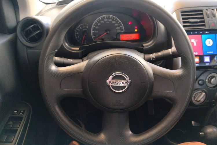 Used Nissan Sunny 2011 1.5XE CVT Comfort Edition Steering Wheel