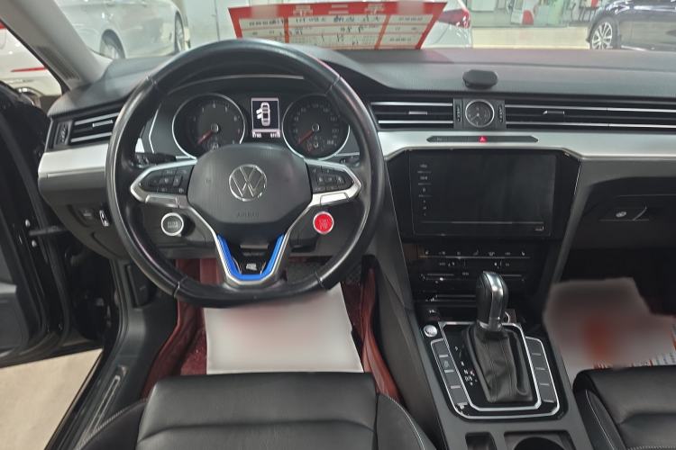 Used Volkswagen Magotan 2020 280TSI DSG Comfort Edition Interior 3