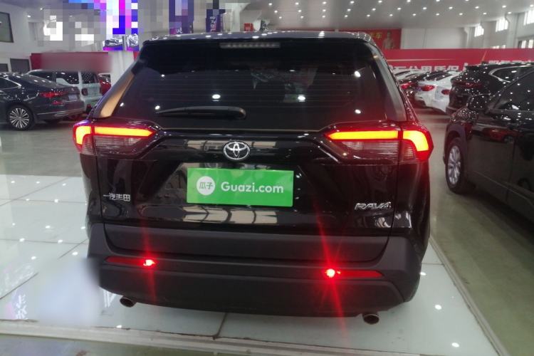 Used Toyota RAV4 2024 2.0L CVT Two-Wheel Drive Urban Edition
