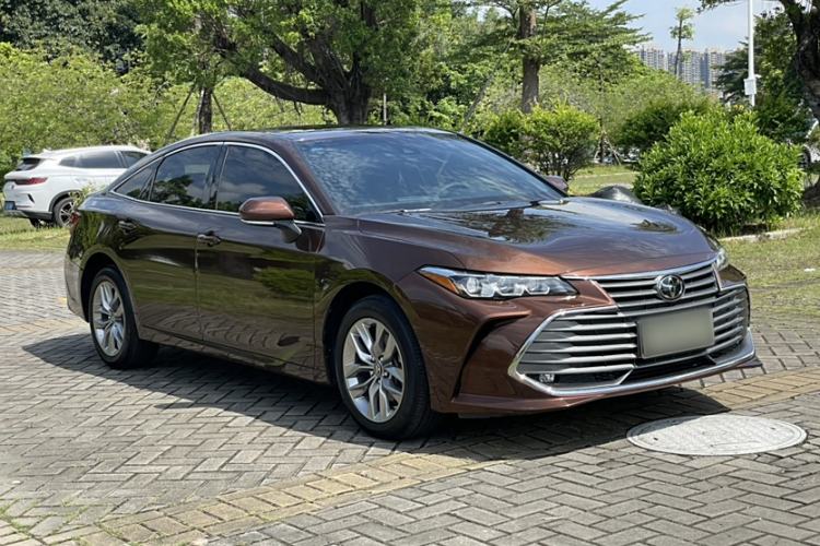 Used Toyota Avalon 2019 2.5L Ambition Version China VI Standard
