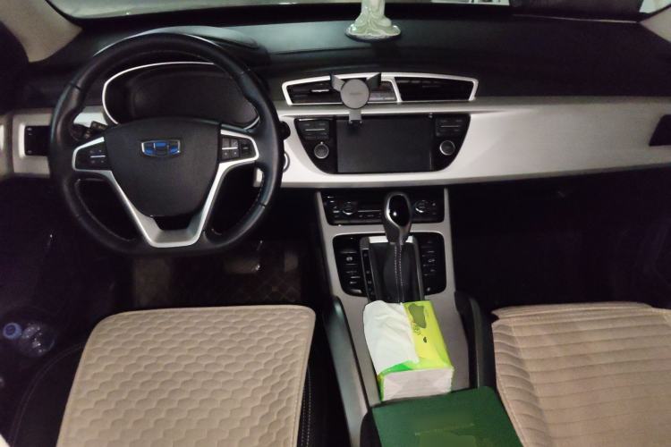 Used Geely Auto Emgrand X7 Sport 2018 1.8TD Automatic Two-Wheel Drive Smart Connect 4G Internet Edition