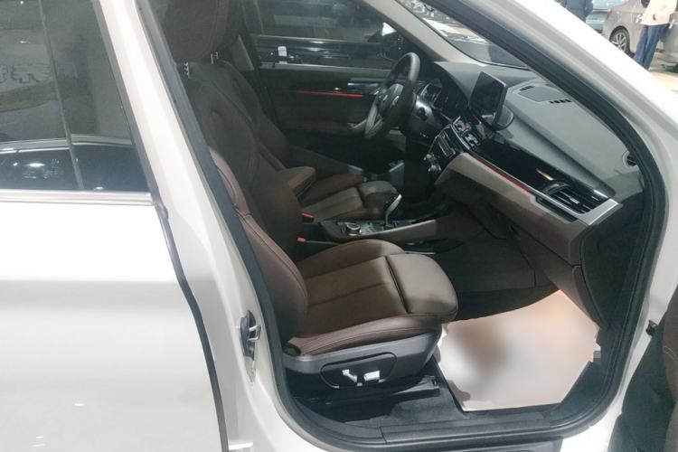 Used BMW X1 2022 sDrive25Li Leading Model Right Front Seat