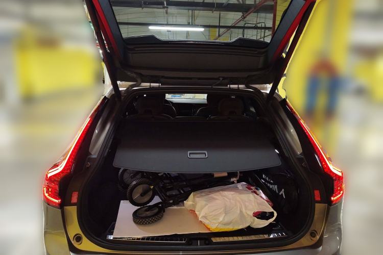 Used Volvo V90 2021 Cross Country B5 AWD Smart Range Edition