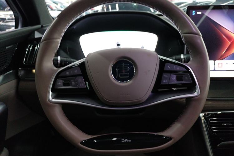 Used BYD Tang New Energy 2024 DM-i Glory Edition 112KM Flagship Model Steering Wheel