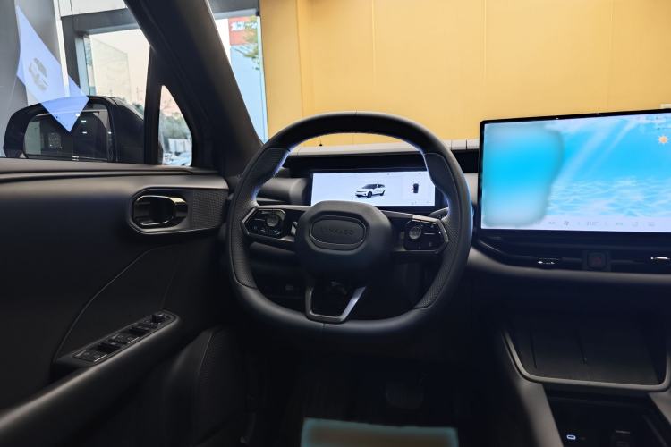 Used Lynk & Co 06 EM-P 2023 EM-P 126 Long-Range Halo