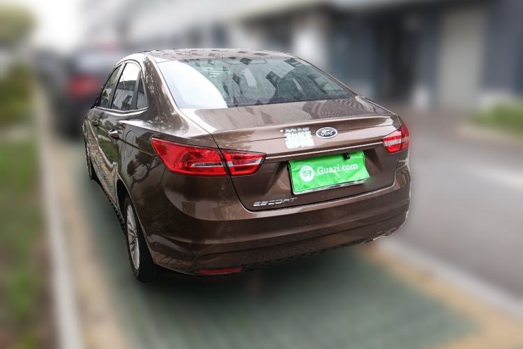 Used Ford Escort 2015 1.5L Automatic Comfort Edition
